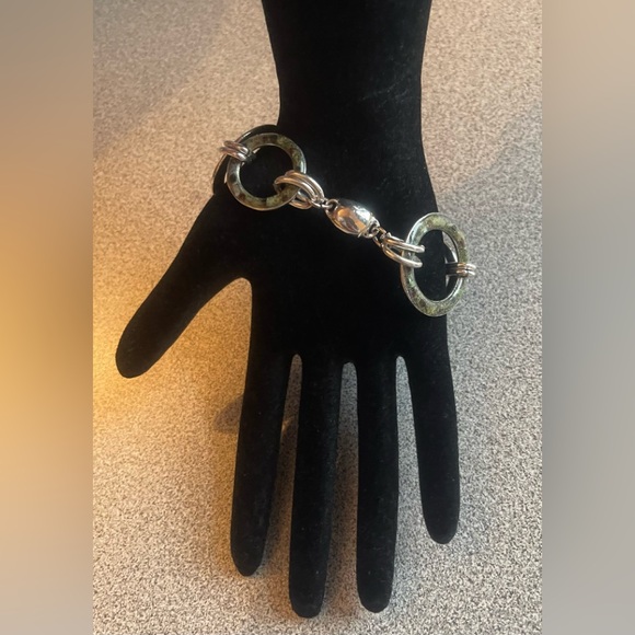 Chico's Silver & Green Toned Circle Bracelet - Picture 2 of 9